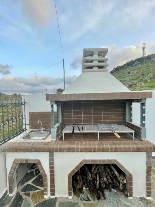 Villa Eftychia Serene Getaway With Hot Tub In A Quiet Location Kíssamos Dış mekan fotoğraf