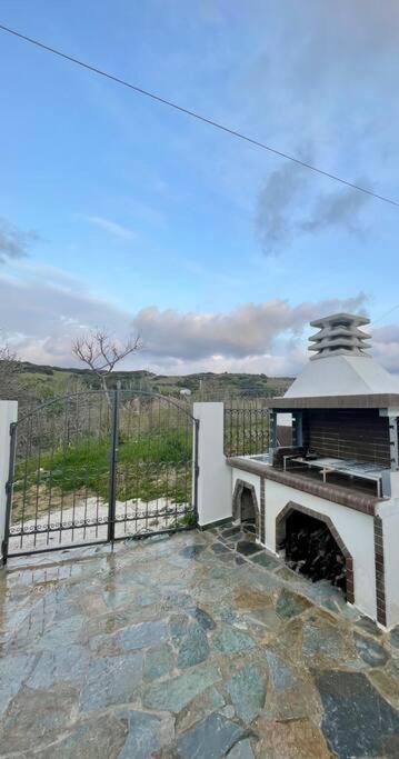 Villa Eftychia Serene Getaway With Hot Tub In A Quiet Location Kíssamos Dış mekan fotoğraf