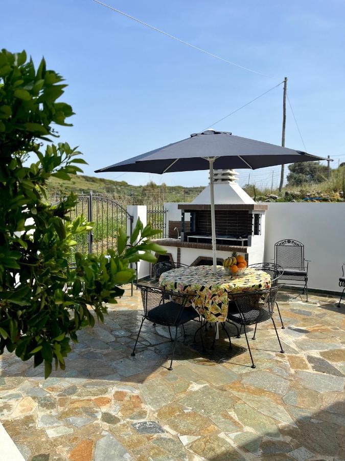 Villa Eftychia Serene Getaway With Hot Tub In A Quiet Location Kíssamos Dış mekan fotoğraf